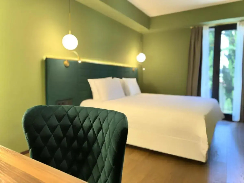 Отель Design Hotel & Private Spa – Tbilisi Edition — фото