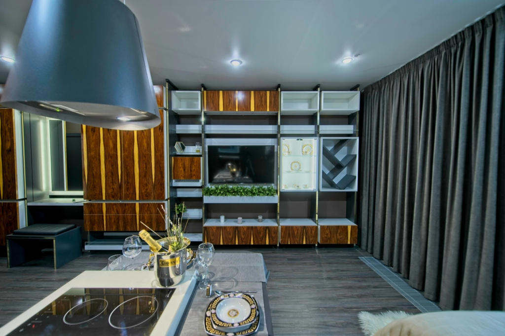 Апартаменты с Балконом и Видом на Город Elite Apartments — фото