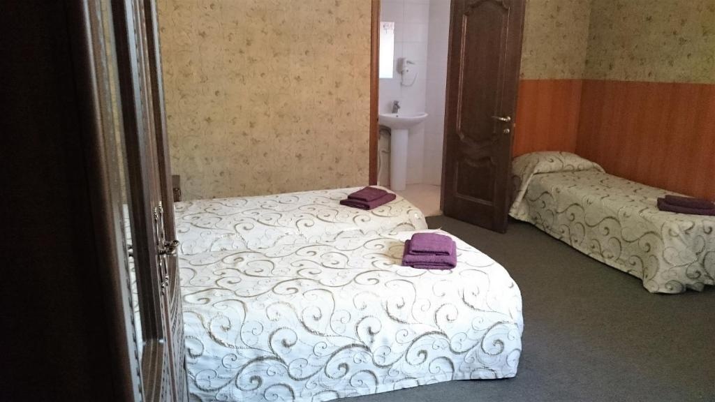 Dolche Vita Hotel Room Type - Standard Triple Basement room