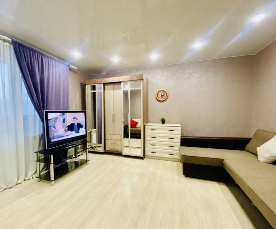 Lenina 88 V Flat — 2