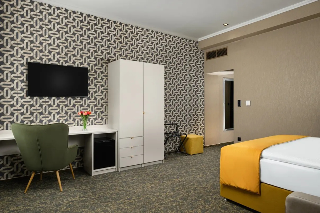 Superior room