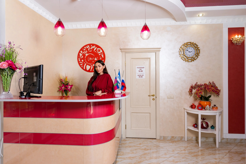Lobby & Reception