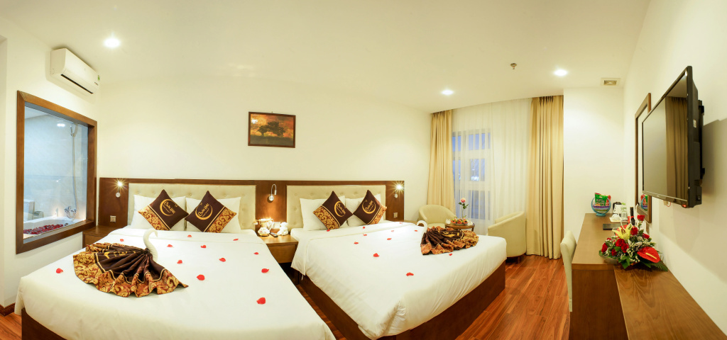 Superior Quadruple room with view