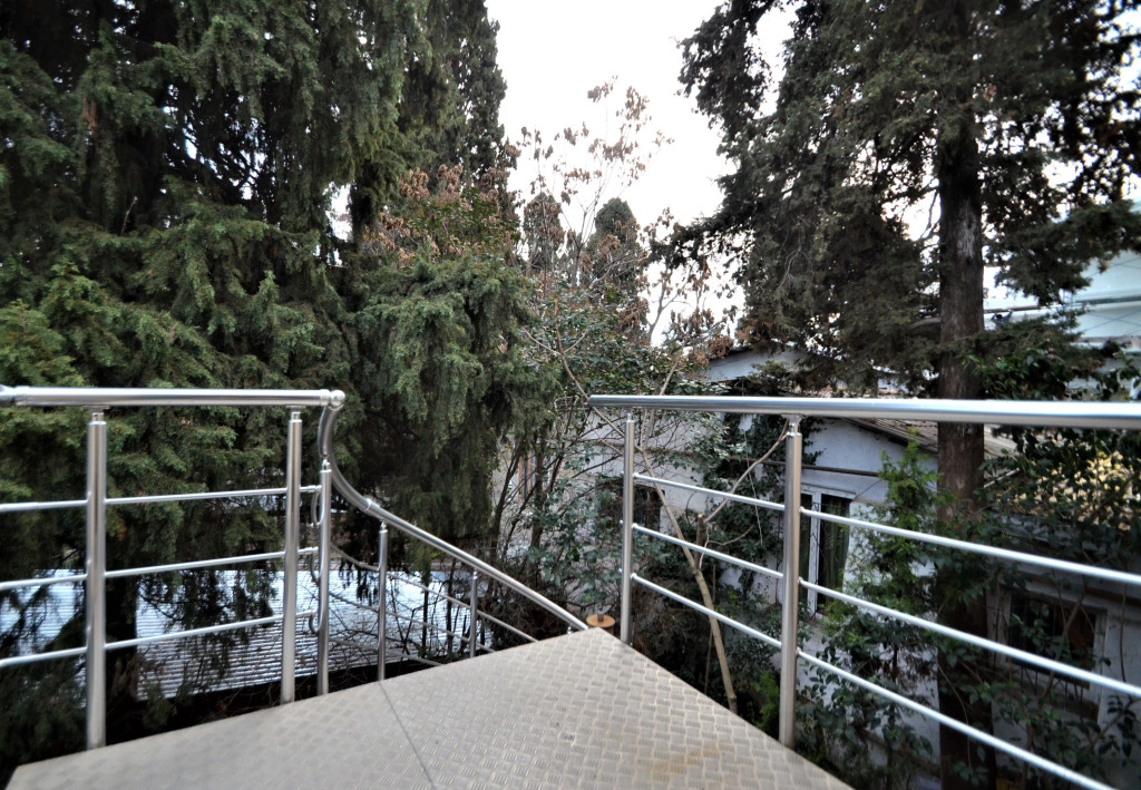 Апартаменты Статус на Кирова 10 в Ялте - фото 7