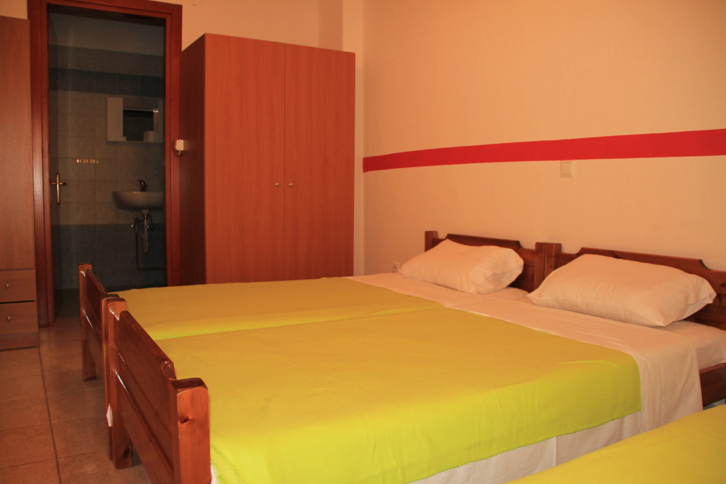 Economy Double room (full double bed)