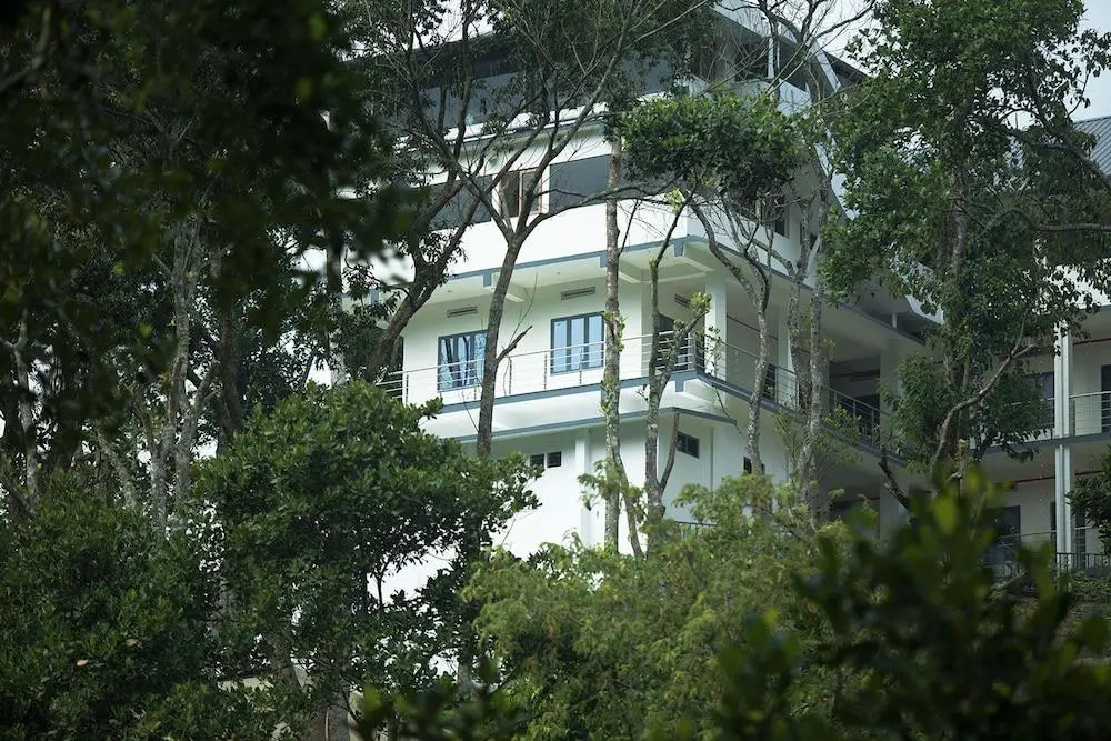 Hostess Thekkady Hotel