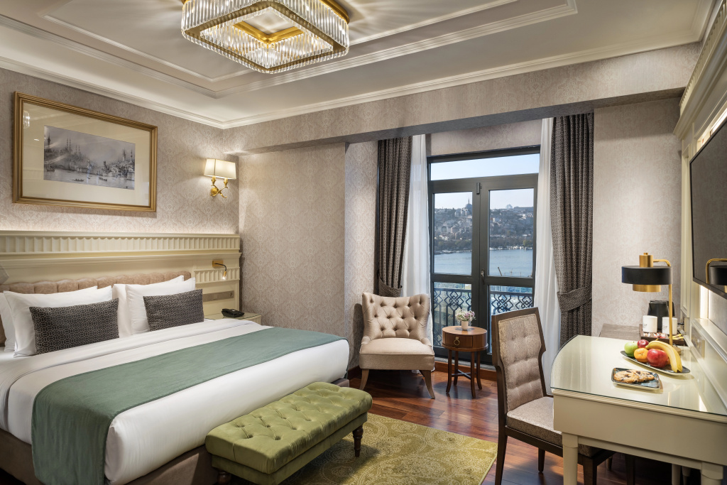 Deluxe room with sea view