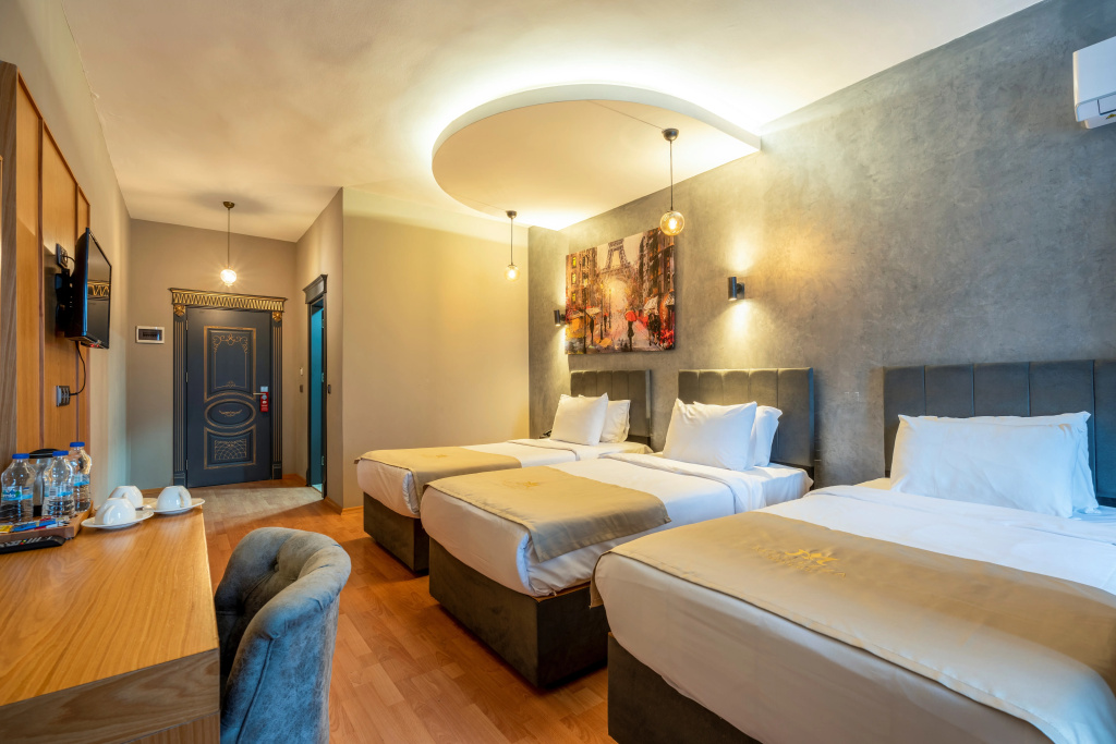 Economy Triple room