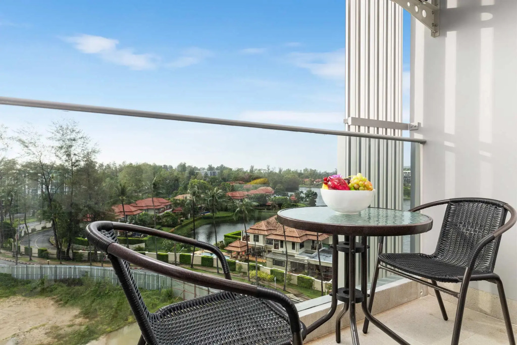 Апартаменты Superior в Апарт-отель Laguna Lakeside BangTao by My Home Phuket