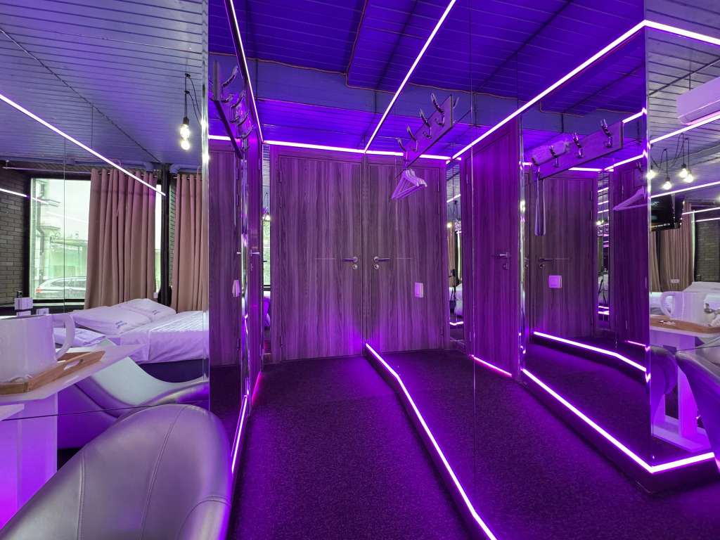 Двухместный номер Стандарт №8 двуспальная кровать в Gipnoz