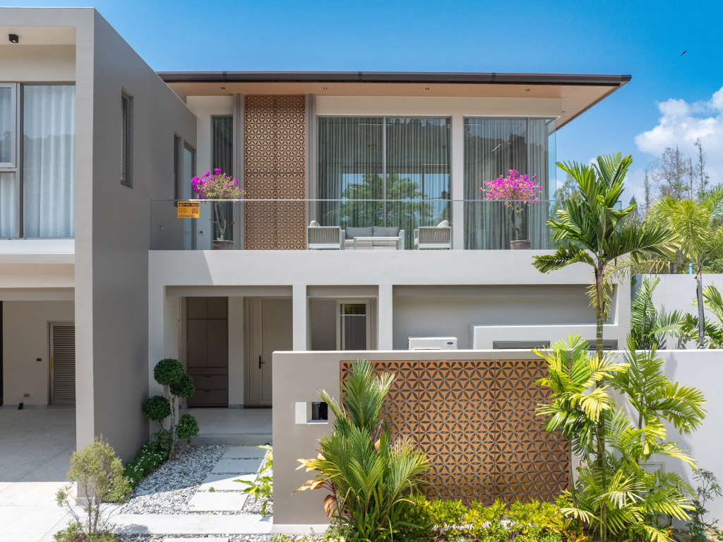 Grand View Residence Villa by NLA, Villa