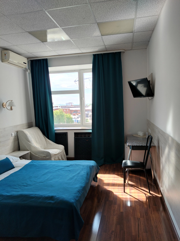 Comfort Double room with city view (full double bed)