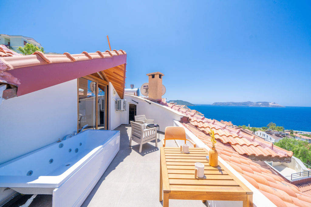 Double No. 606 - Bella Jacuzzi Studio with sea view (full double bed)