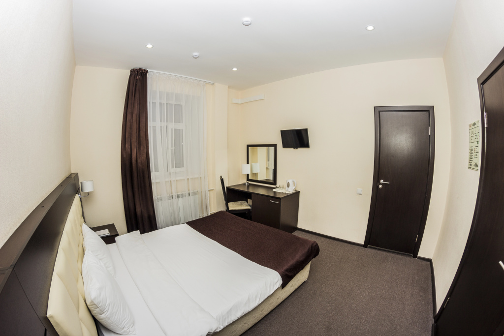 Standard Double room (full double bed)