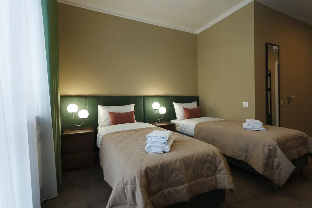 Номер Standard с балконом и с красивым видом из окна в Колибри