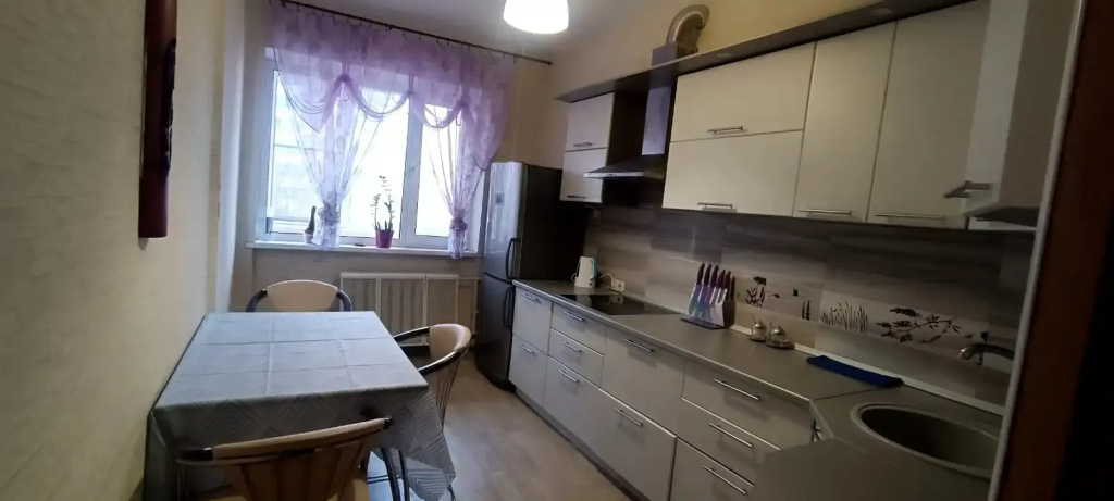 Квартира Уютная Однокомнатная с Балконом — фото