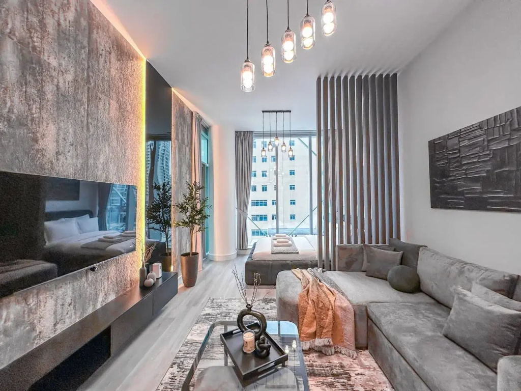 Отель Квартира Marina Elegance: Walk to JBR Beach & Ain Dubai в Дубае