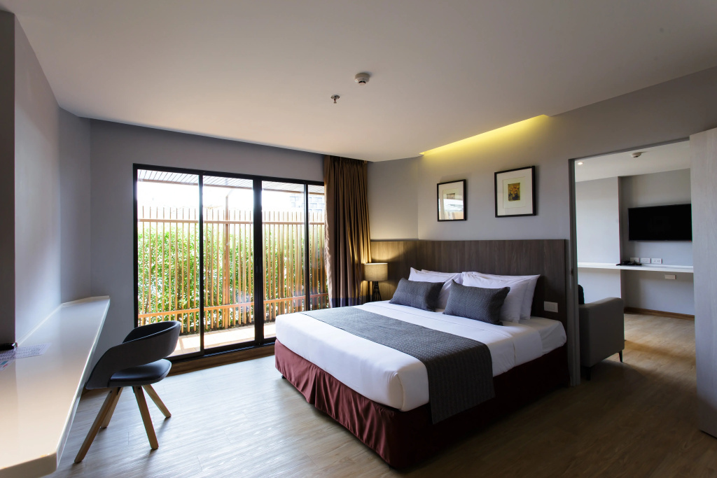 2 Bedrooms Deluxe Suite with view