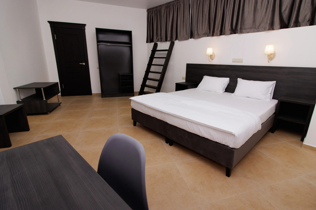 Comfort Double room (full double bed)