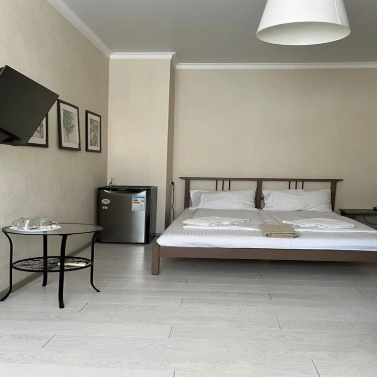 Standard Family room with courtyard view