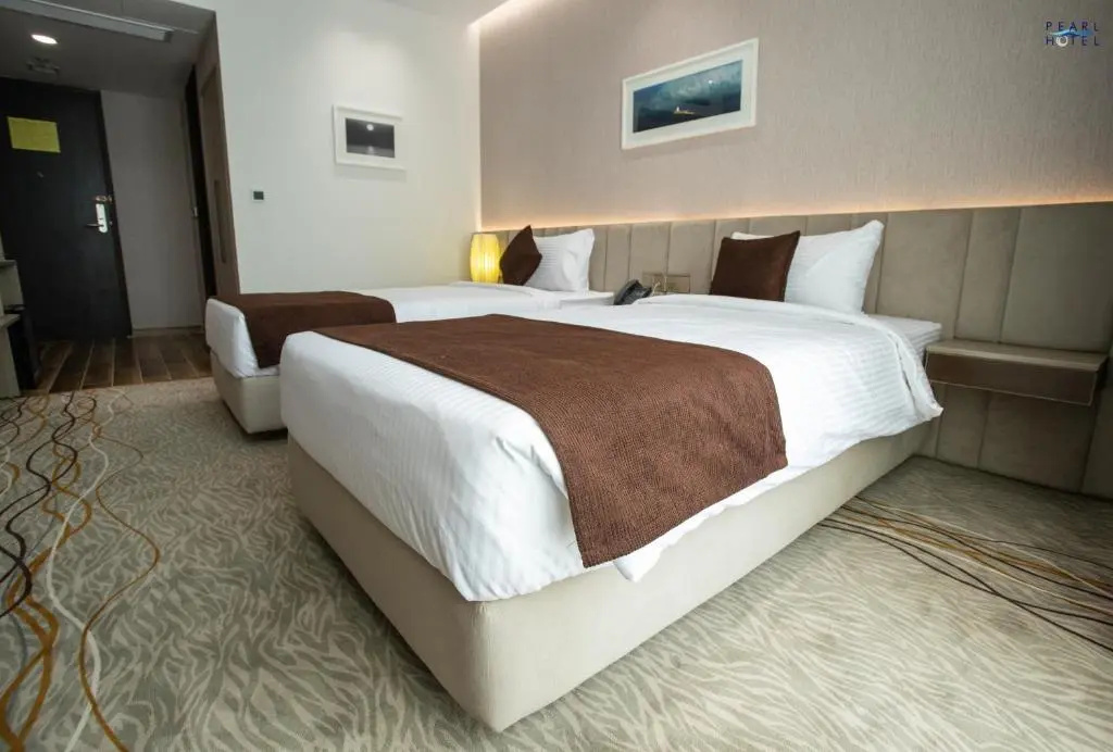 Premier room