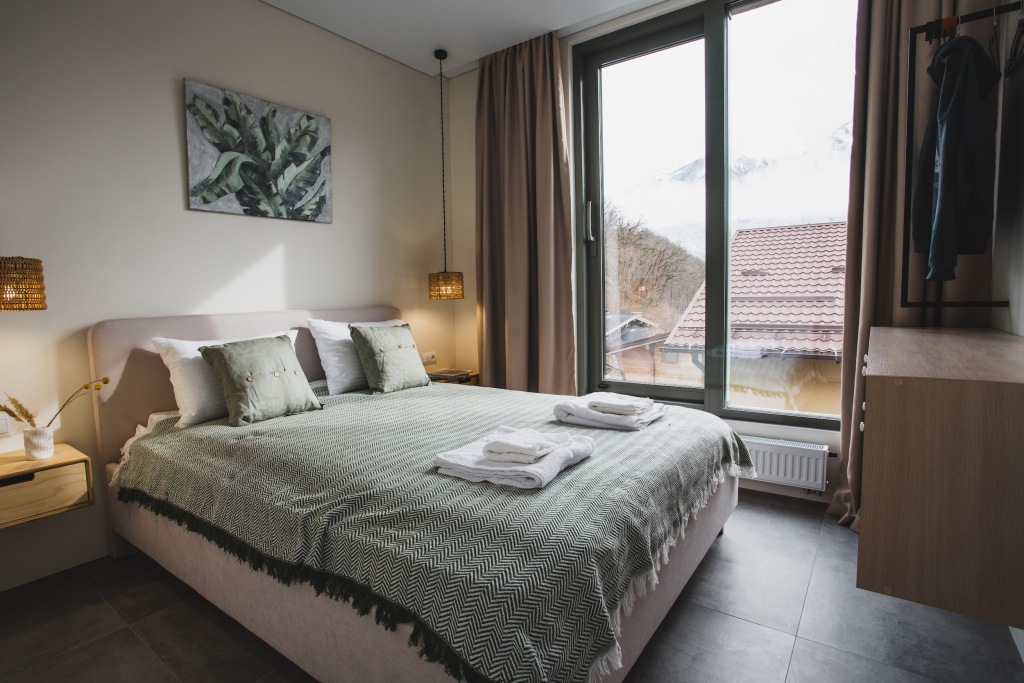 Семейный номер Superior с красивым видом из окна в Куб Грин