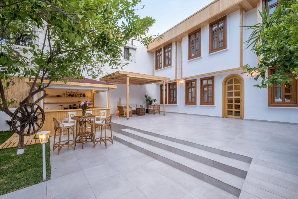 Audo Studio Hotel