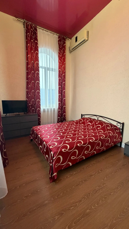 2 Bedrooms Comfort room with city view