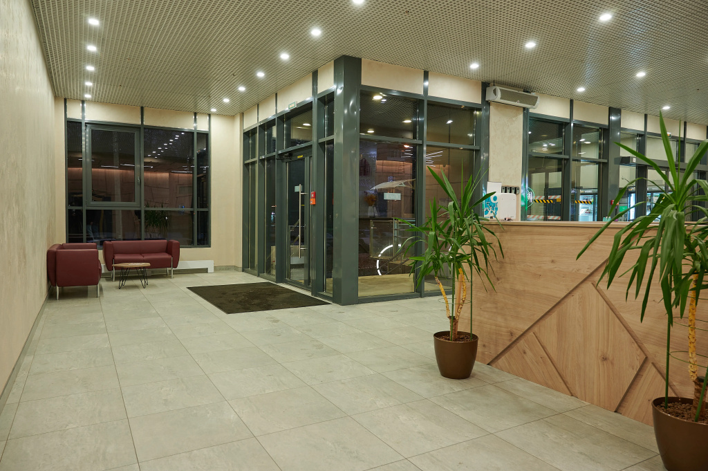 Lobby & Reception