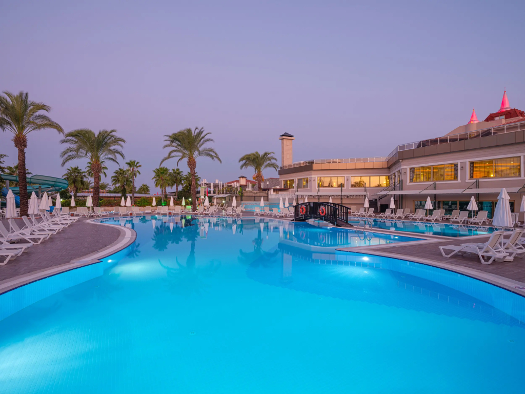 Aydinbey Famous Resort - Ultra All Inclusive - фото 4