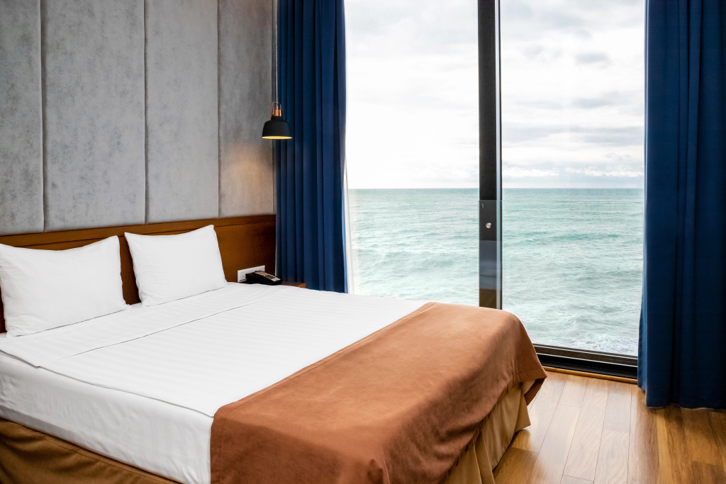 Polet Chaiki Hotel Room Type - Superior Double room with sea view full double bed