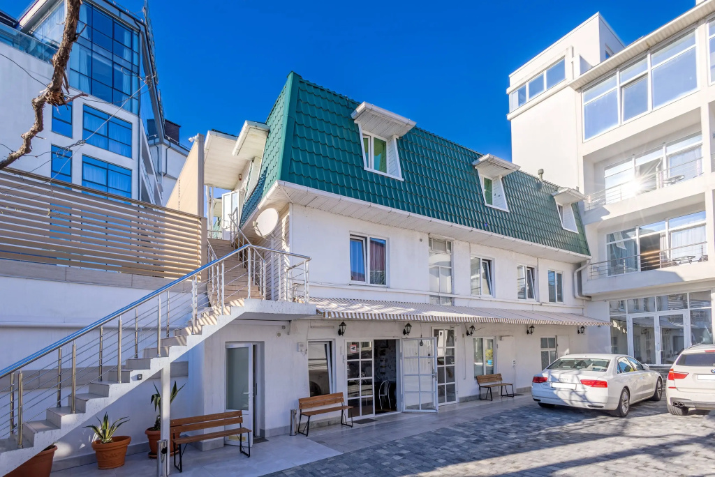 Hotel photo 12