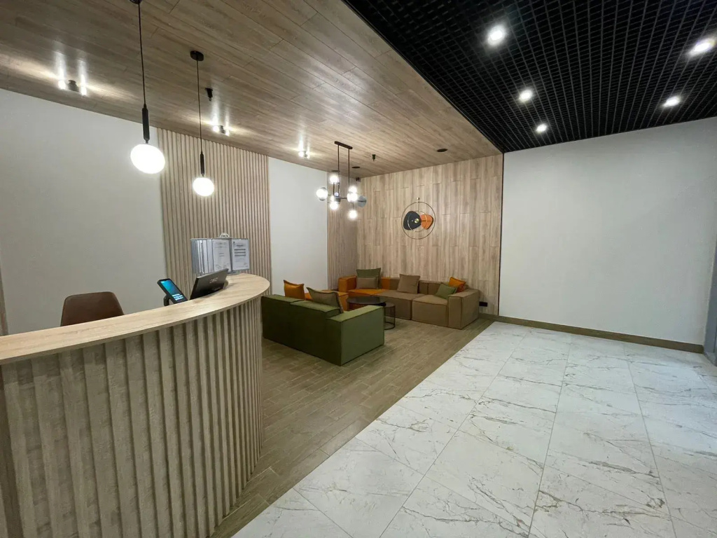 Lobby & Reception