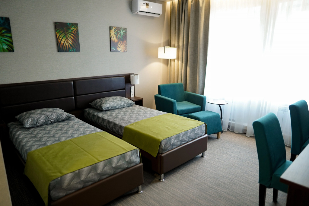 Double Suite (twin beds)