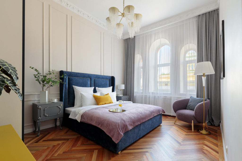 Апартаменты Minin Apartments с видом на Александринский Театр 130 кв.м. — фото