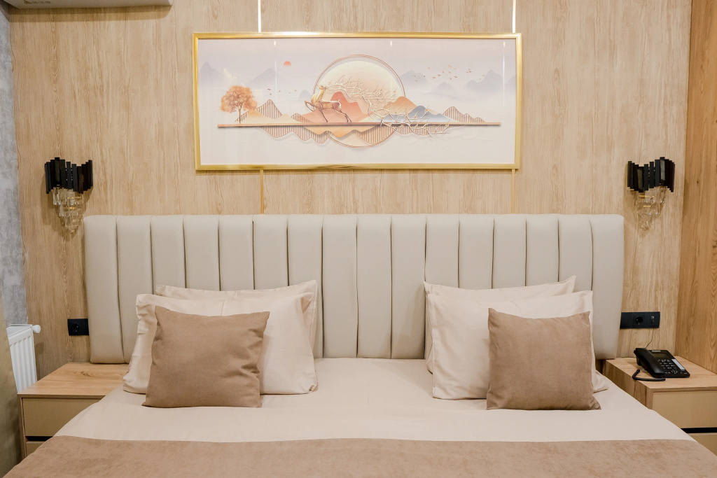 Double Suite with balcony and with view (full double bed)