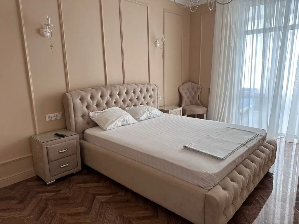 Квартира современная с видом на озеро - фото 2