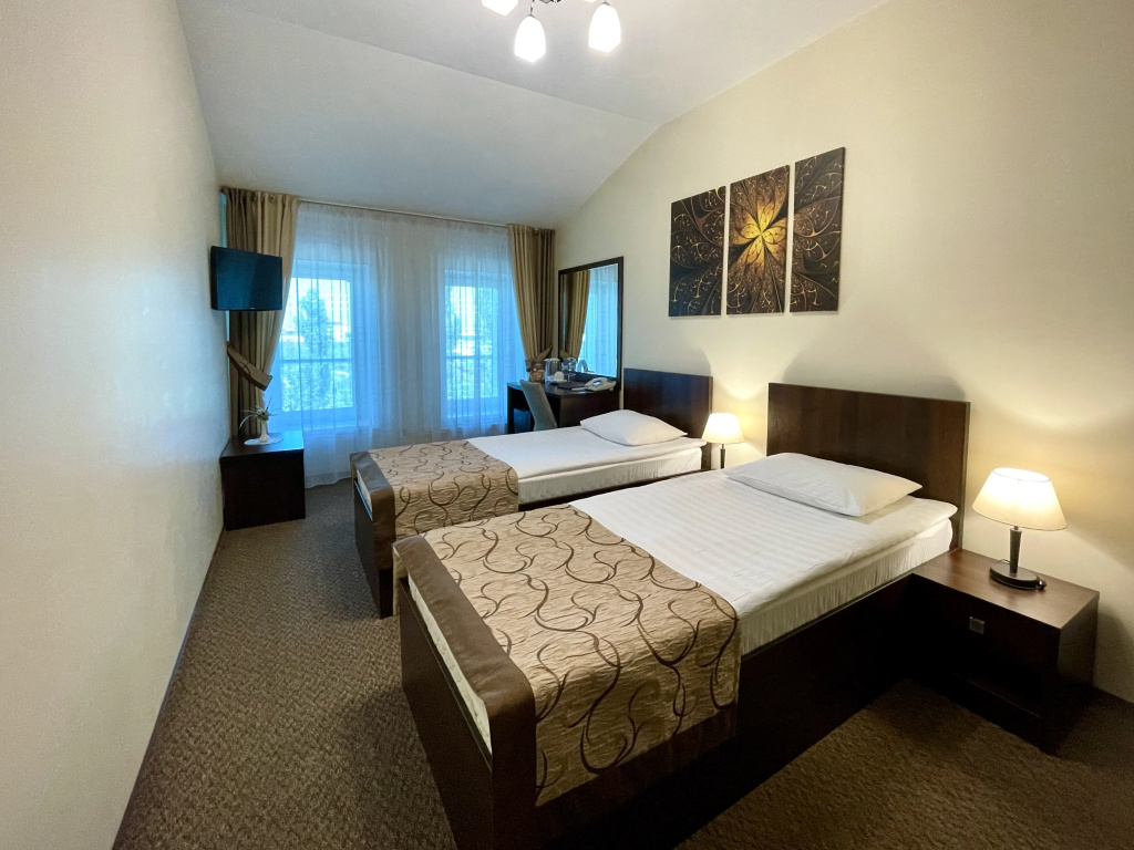 Hotel 41 Room Type - Standard Double room twin beds
