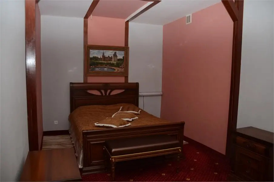 Old Europe Double Suite (full double bed)