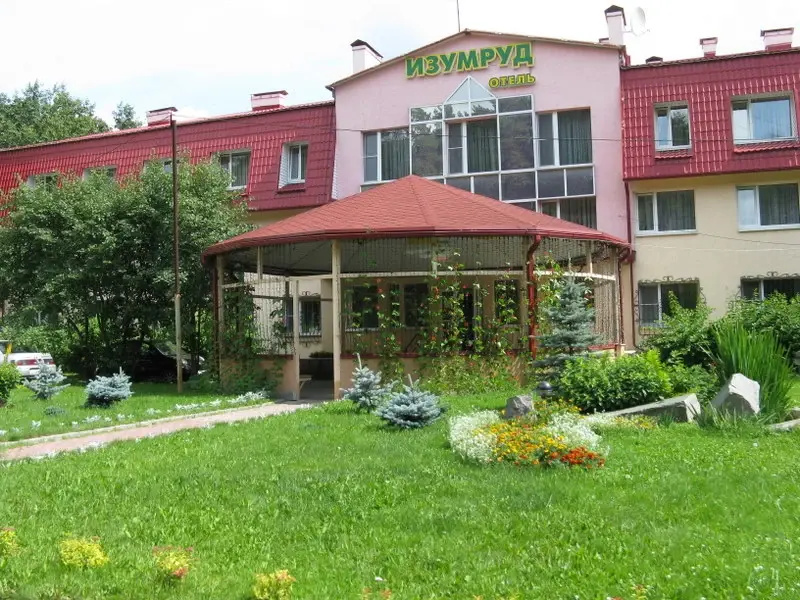 Обзор Отель Изумруд: рейтинг, цена и расположение