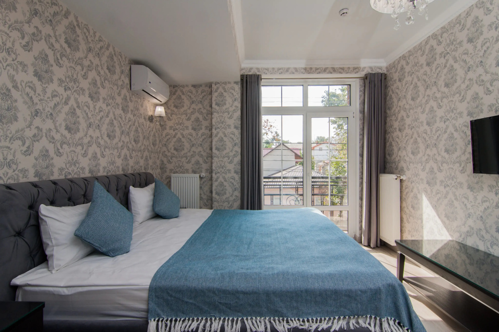 Superior Double room (full double bed)