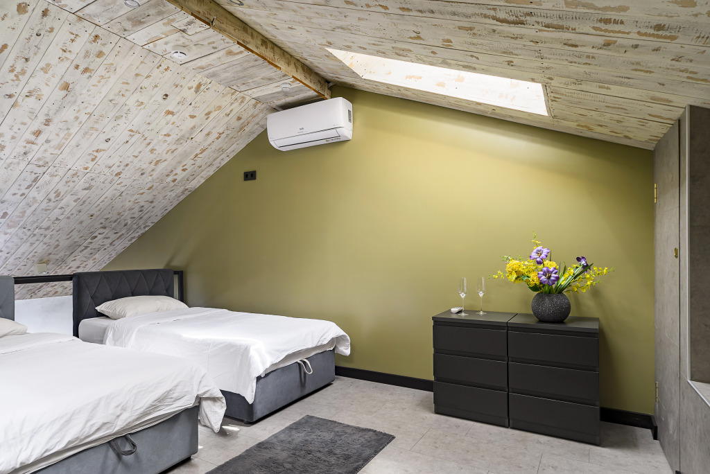 Двухместный номер Comfort с балконом 2 отдельные кровати в 28/29