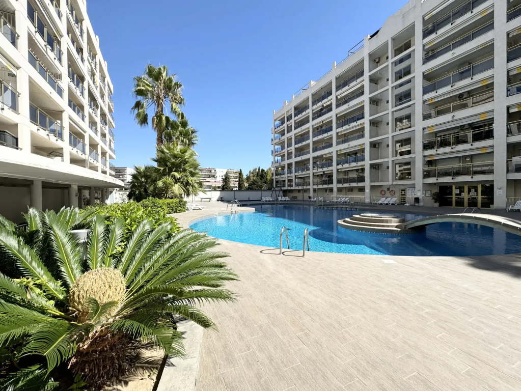 Apartsalou Michelangelo 2 Apartments