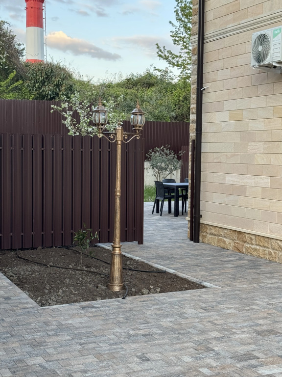 Четырёхместный семейный коттедж с балконом в Розмарин