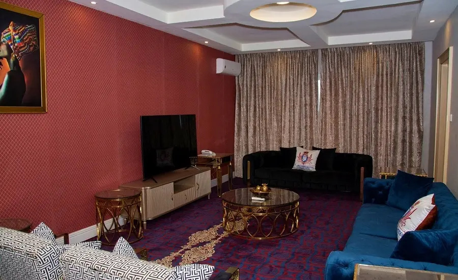 Check inn Ibadan Hotel