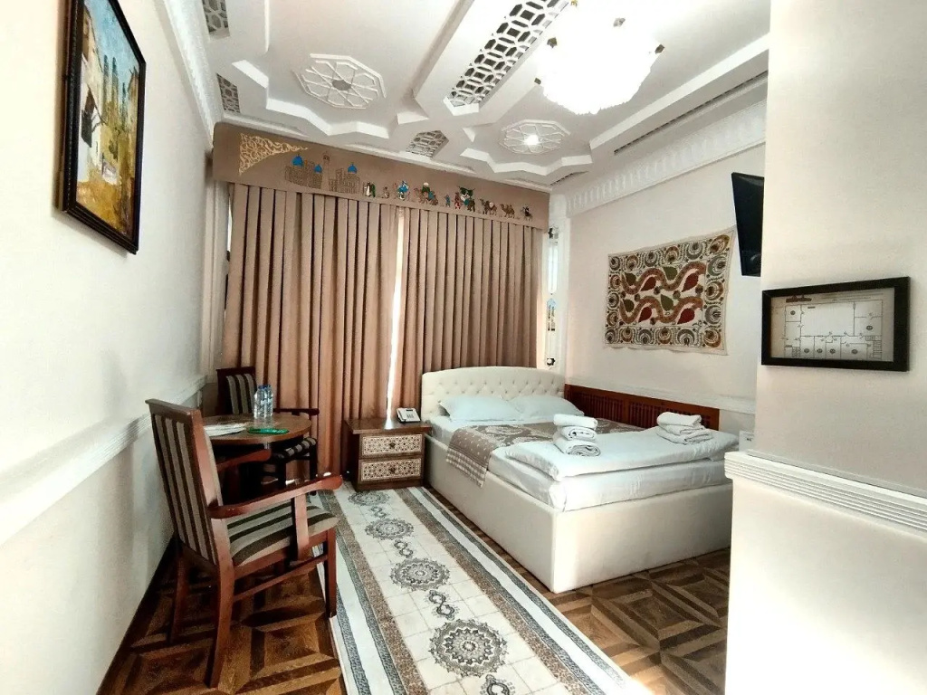 Superior Double room with view (full double bed)