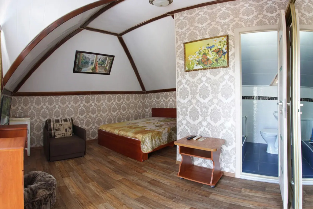 Comfort Double room with balcony (full double bed)