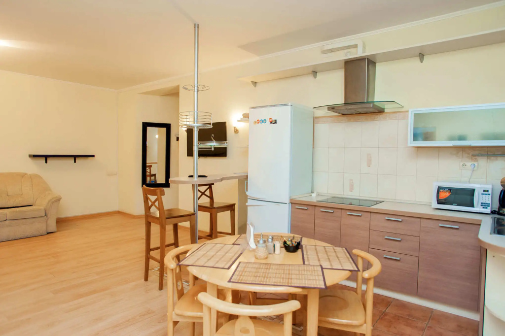 2 Bedrooms Apartment