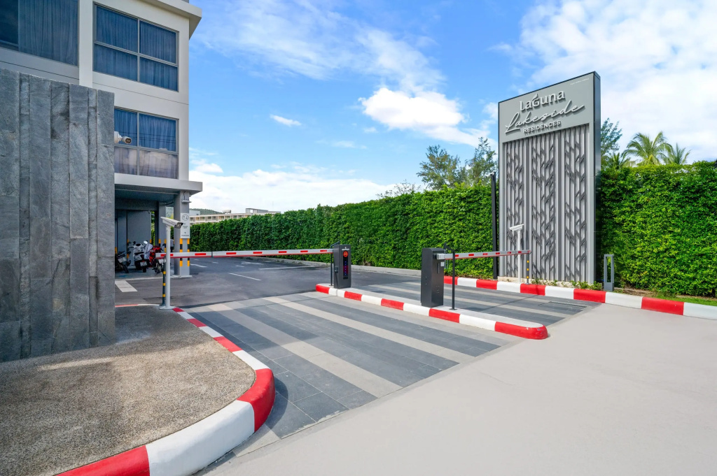 Laguna Lakeside Residences by Banyan Living Apartments