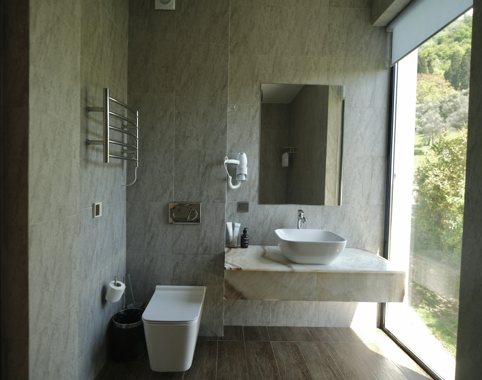 Двухместный люкс с балконом двуспальная кровать в Abaash Hotel Afon